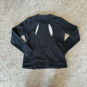 🍋 Lululemon Sweat Shirt with Cut Outs